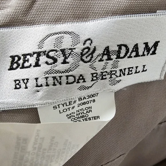 Betsy & Adam Fit & Flare Light Gray Knee Length Party Dress Size 8 - Picture 7 of 12